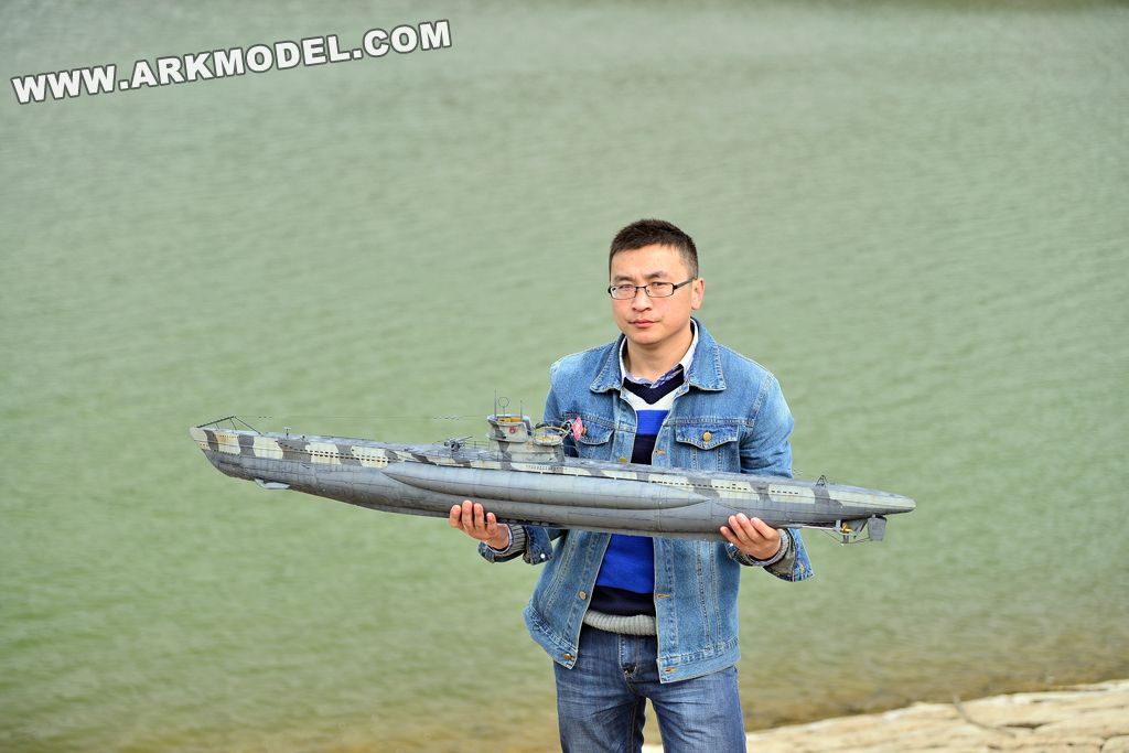 The Ship Model Forum • View topic 1/48 VIIB U82 Submarine underway